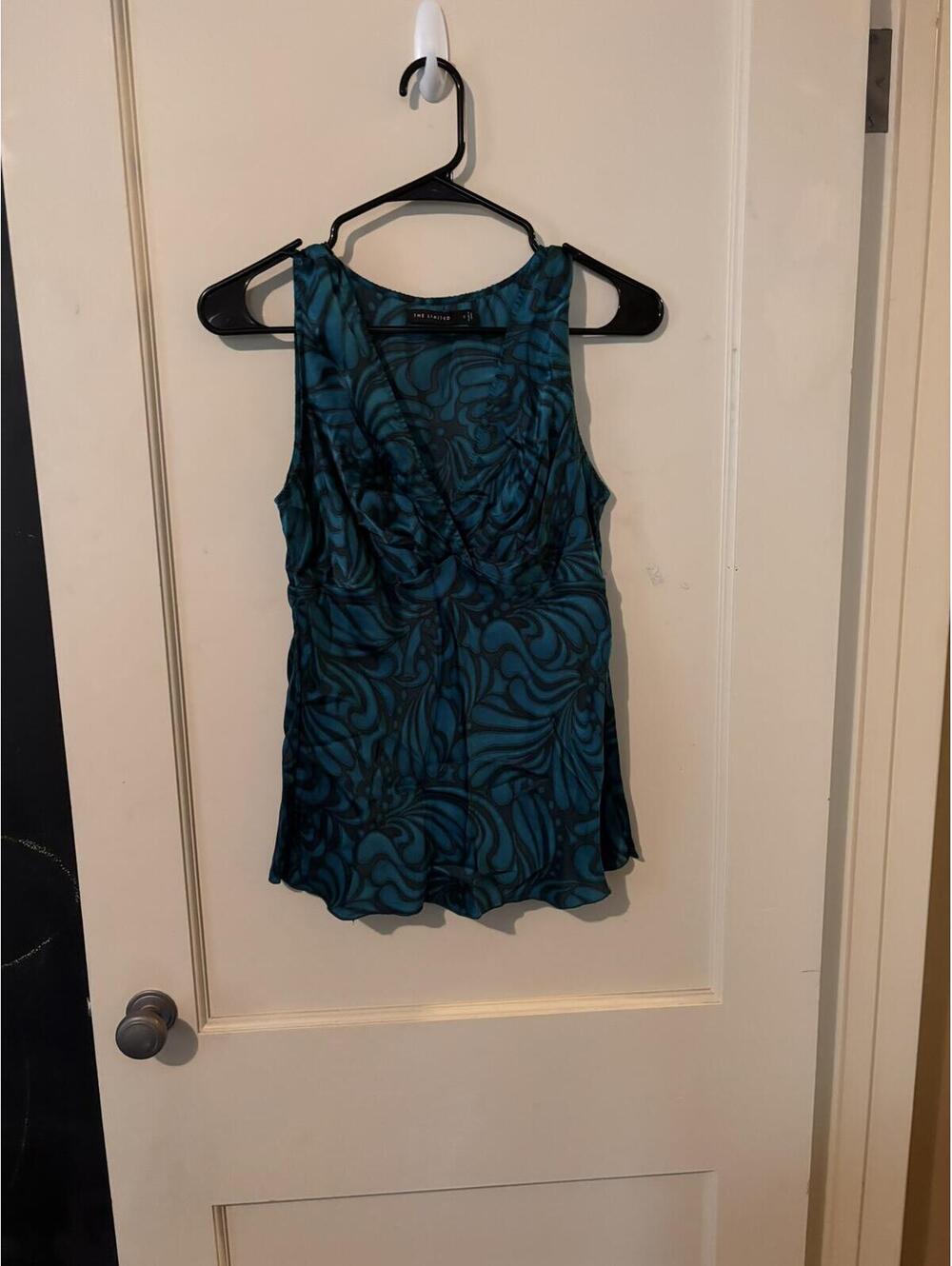 The Limited Blue/Green Patterned Sleeveless Blouse Top Size S